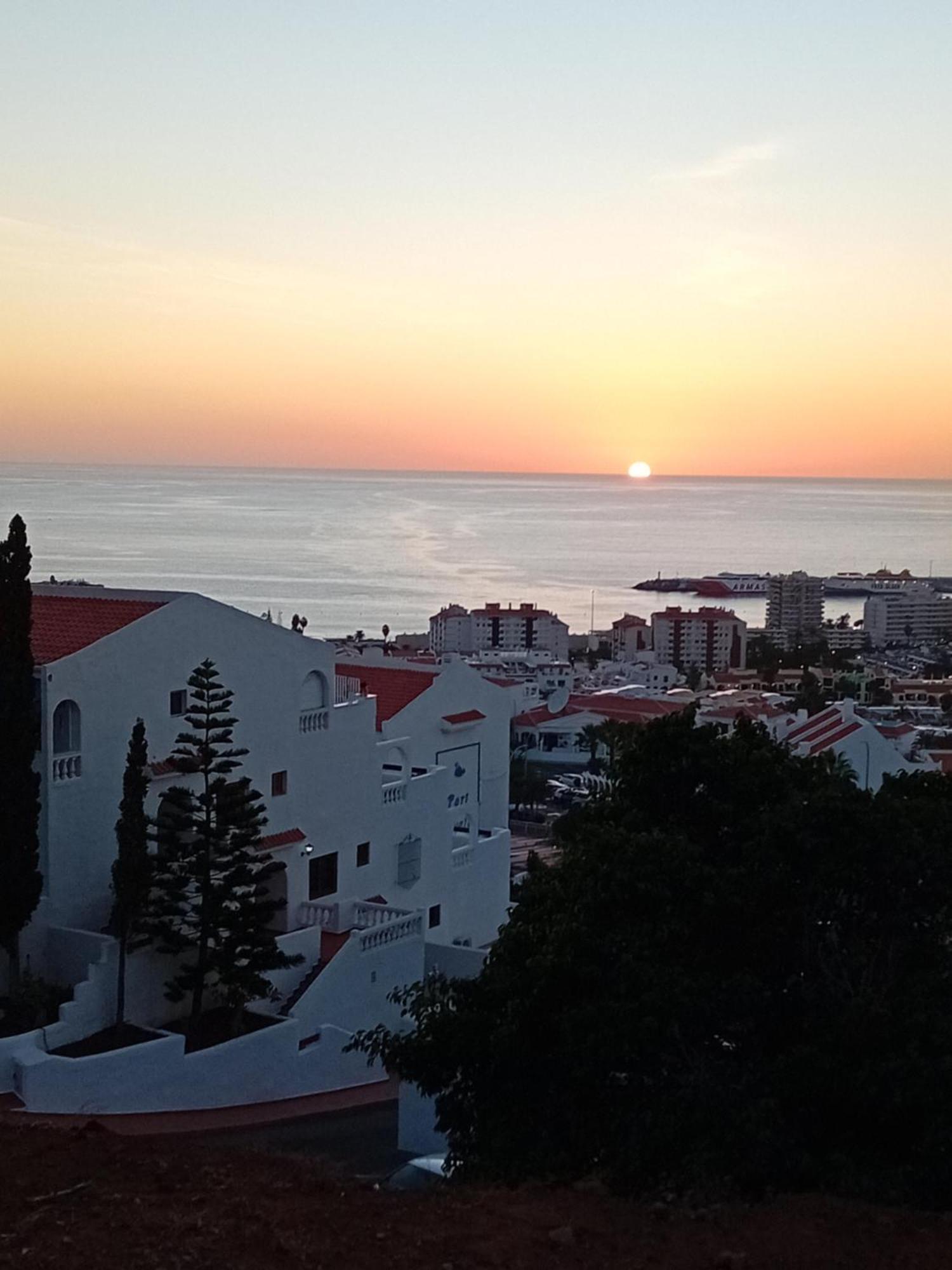 Ocean Dreams Suite Los Cristianos Hill Heated Pool Exterior foto